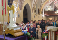 Piotrków Kujawski: Nawiedzenie figury św. Michała Archanioła